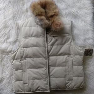 Reversible down water-repellent vest